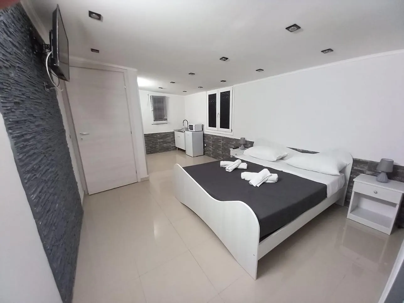 House Il Quadrifoglio Airport Fontanarossa Bed & Breakfast Catania Italy