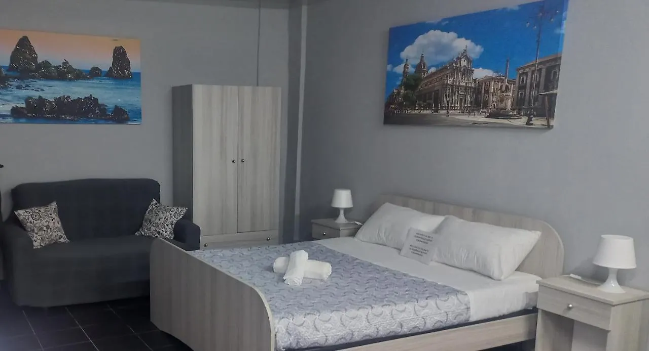 House Il Quadrifoglio Airport Fontanarossa Bed & Breakfast Catania 0*,  Italy